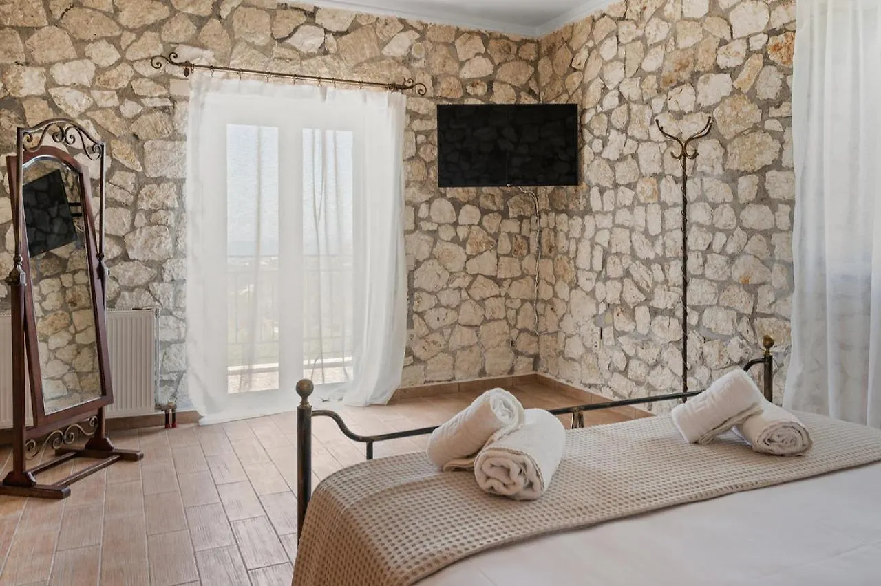 Stone House In Olive Grove - Former Denis Stone Villa Trapezaki  Grecia